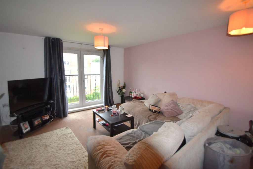 Property photo 2 of 8 Picture No. 13