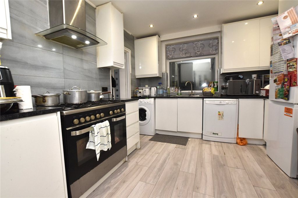 Property photo 2 of 14 Picture No. 01