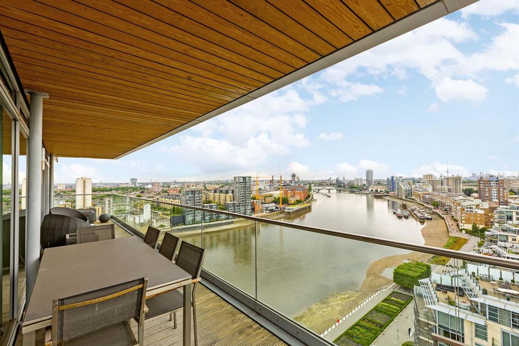 Property photo 3 of 28 Balcony (3).Jpg