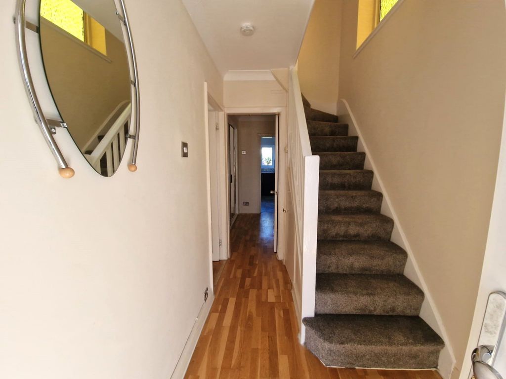 Property photo 2 of 14 Gallery