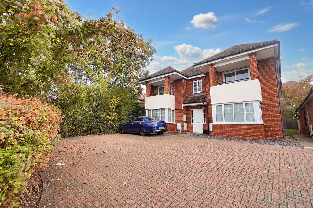 Property photo 1 of 15 Photo 2