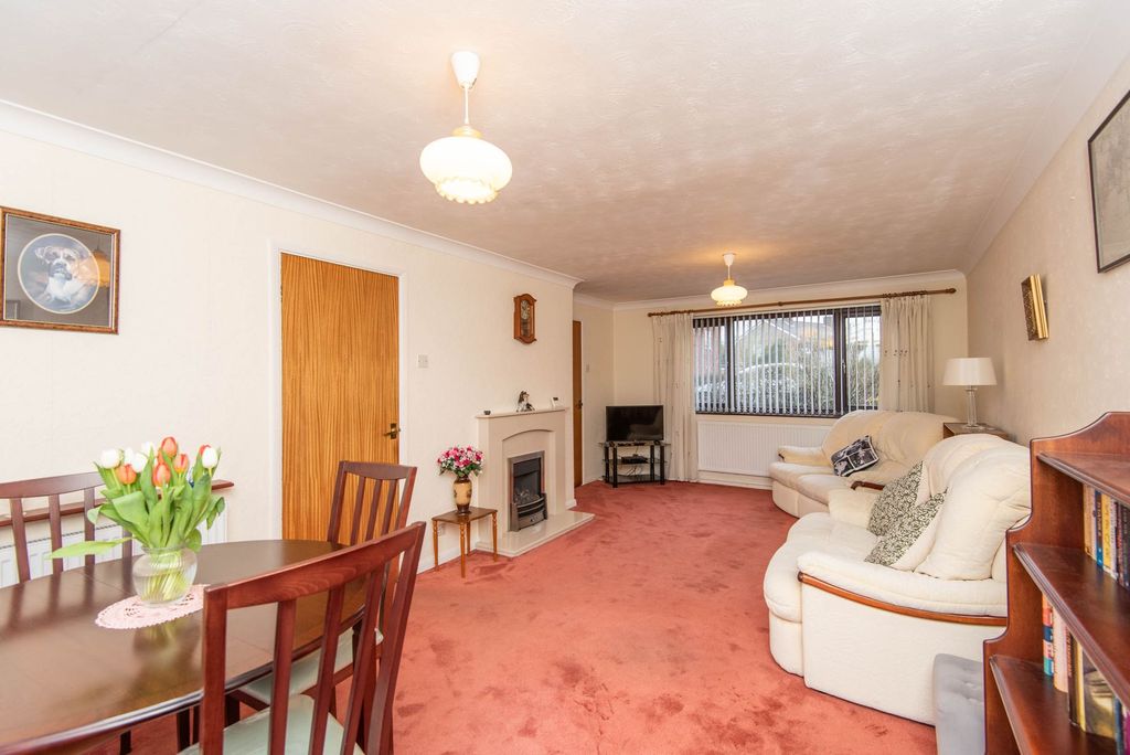 Property photo 2 of 15