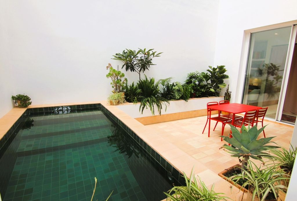 Property photo 1 of 21 81549_2.Jpg