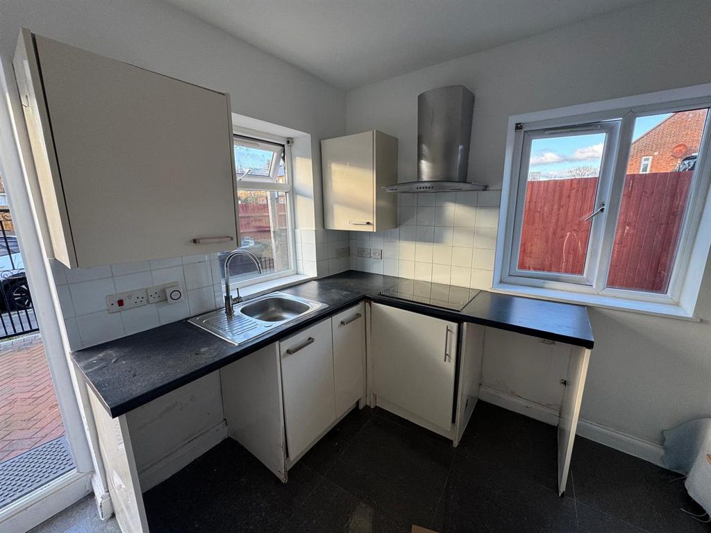 Property photo 2 of 4 1000047345.Jpg