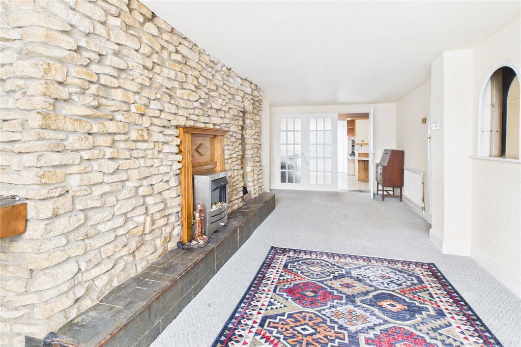 Property photo 2 of 17 Picture No. 07