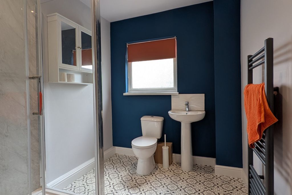 Property photo 3 of 22