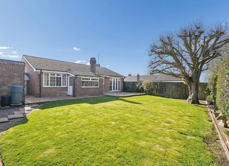 Property photo 1 of 19 Orchard Way