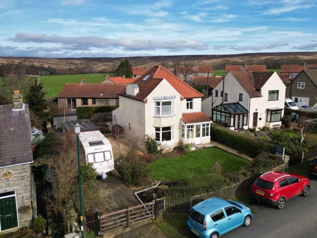 Property photo 1 of 25