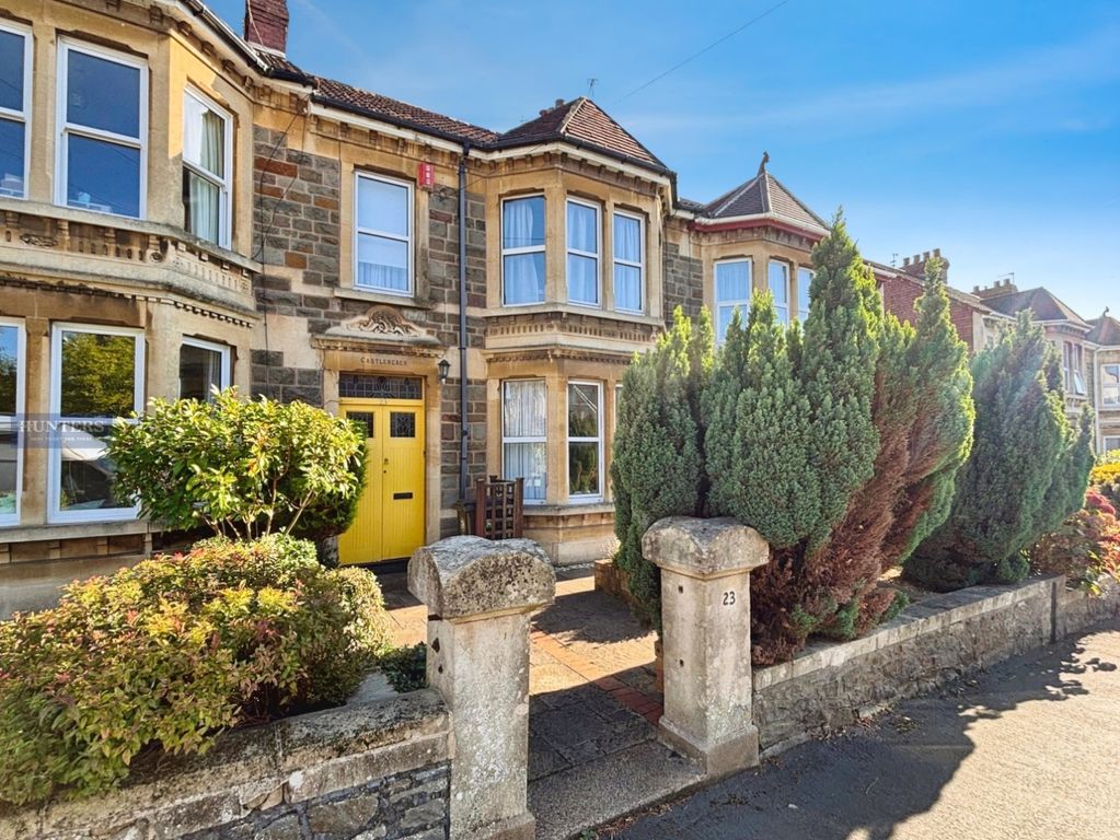 Property photo 1 of 24 Front Garden