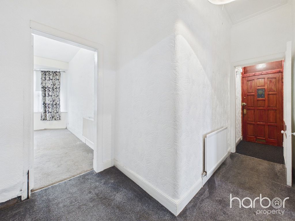 Property photo 3 of 14 4848986