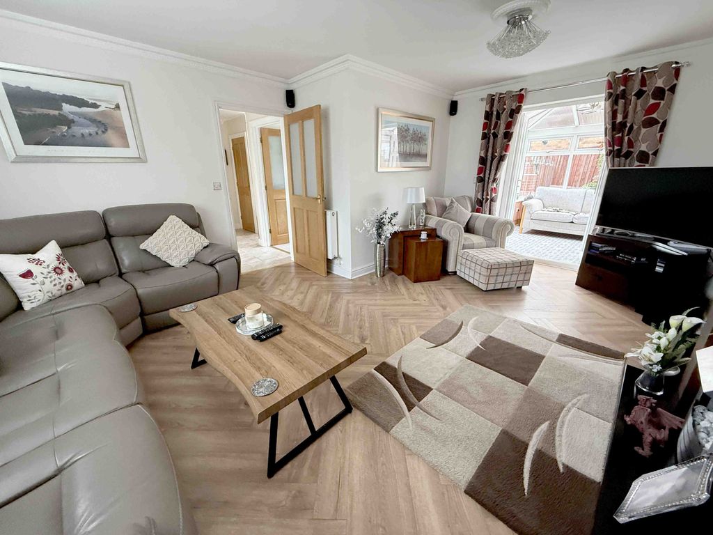 Property photo 3 of 26 Gallery