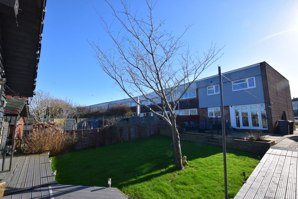 Additional image 17 of 4 bed end terrace house for saleCoast Road, Pevensey Bay BN24