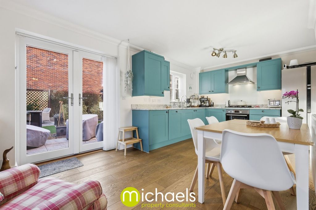 Property photo 3 of 26