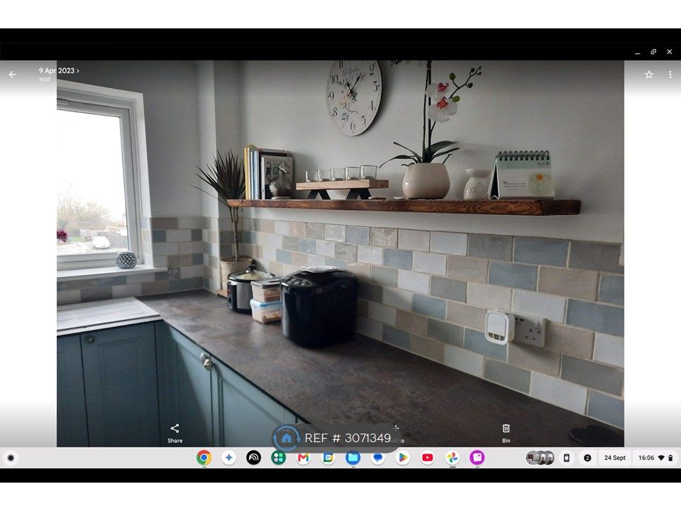 Property photo 2 of 22 Kitchen
