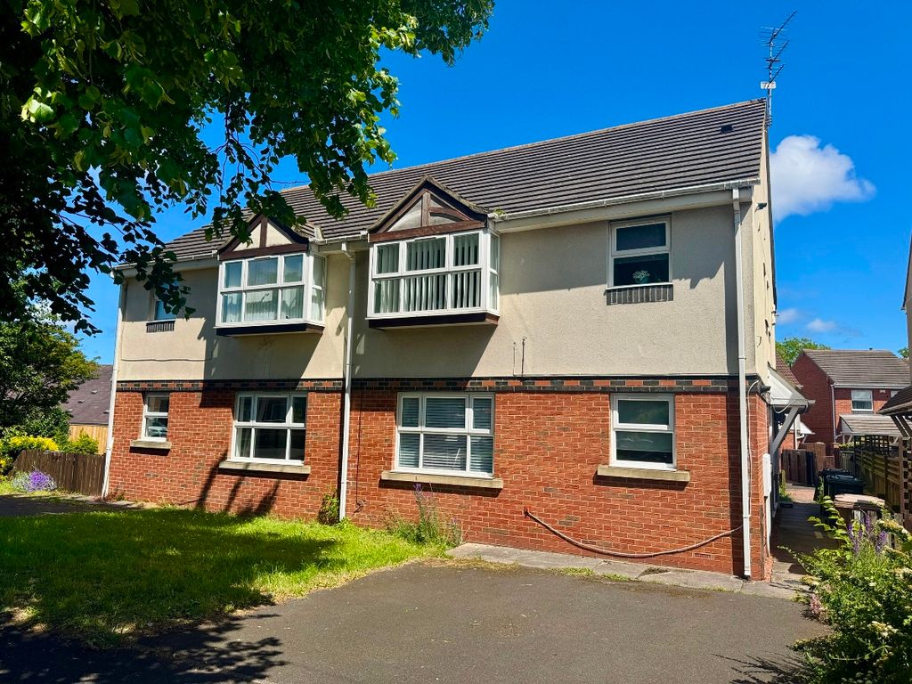 Property photo 1 of 11