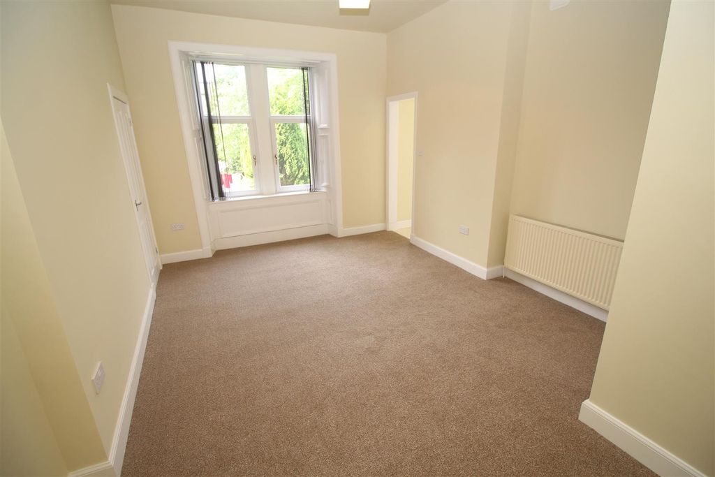 Property photo 2 of 21 Img_1092.Jpg