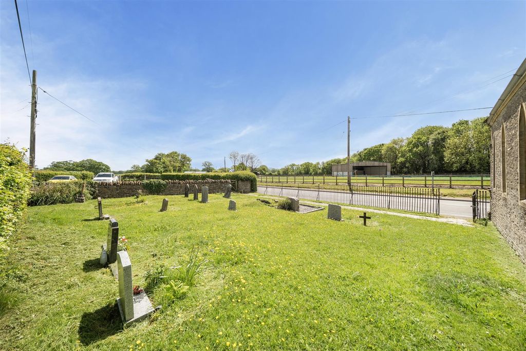 Property photo 3 of 11 Methodist Church