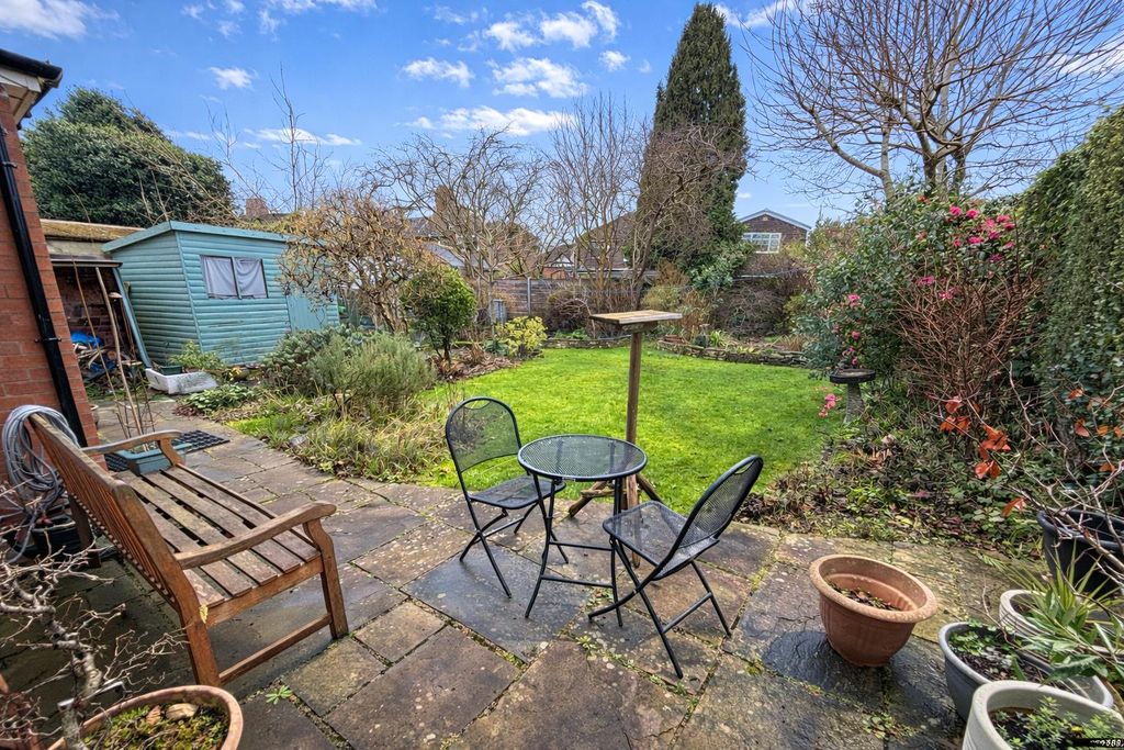 Property photo 2 of 18