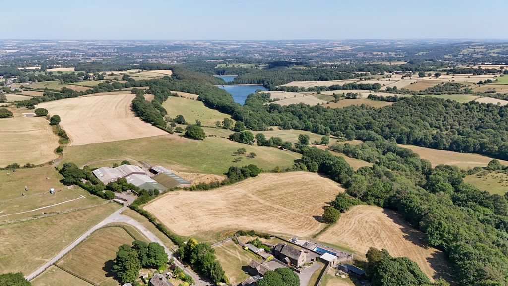 Property photo 2 of 38 Views Towards Linacre Resevoirs