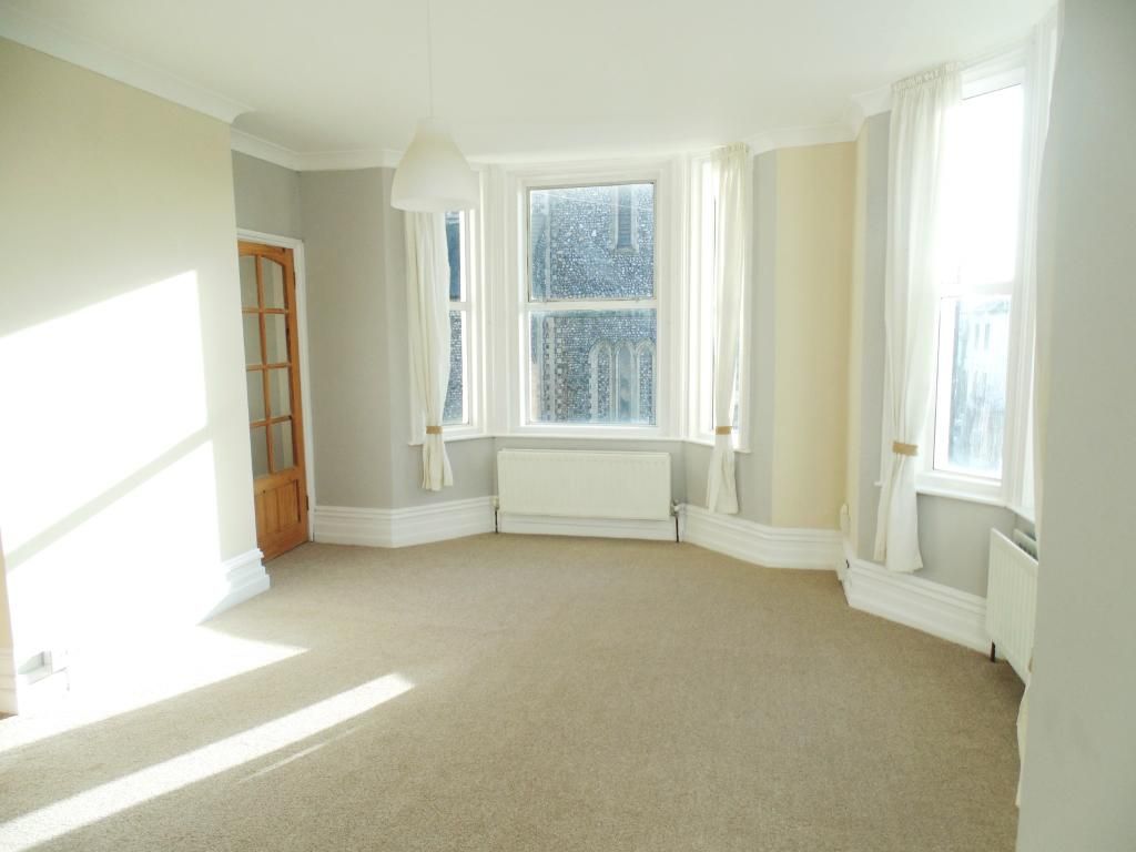 Property photo 2 of 6 F457238d1B8E4829081Ed77c7130Bf2A