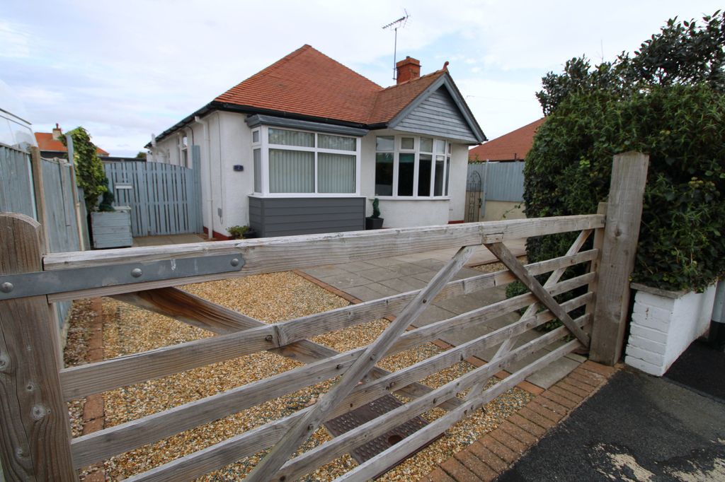 Property photo 3 of 25