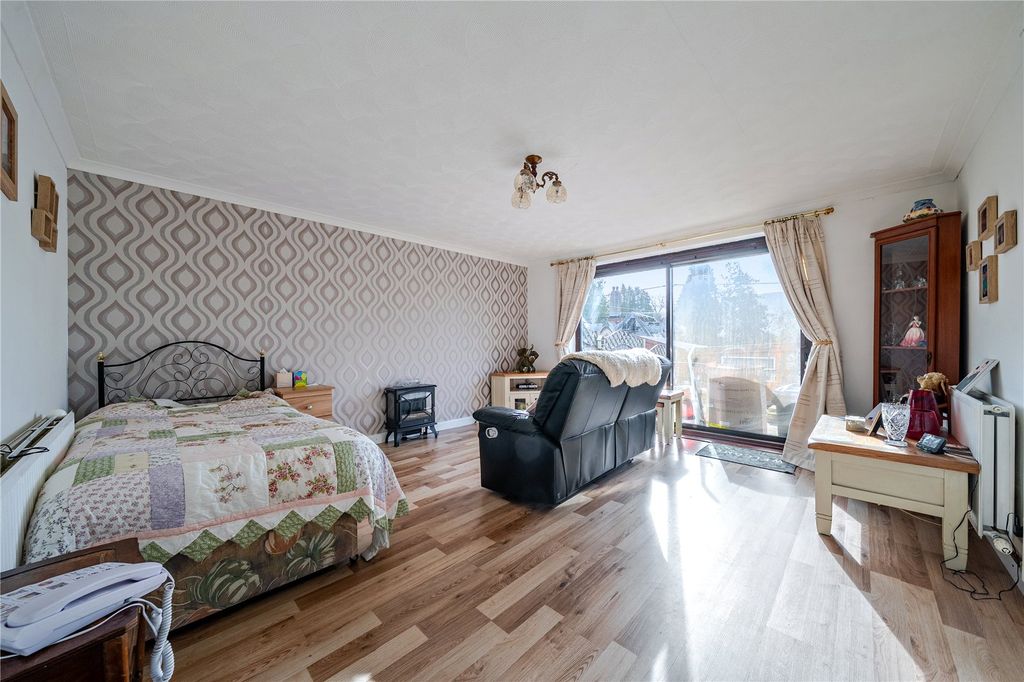 Property photo 3 of 18 Picture No. 18