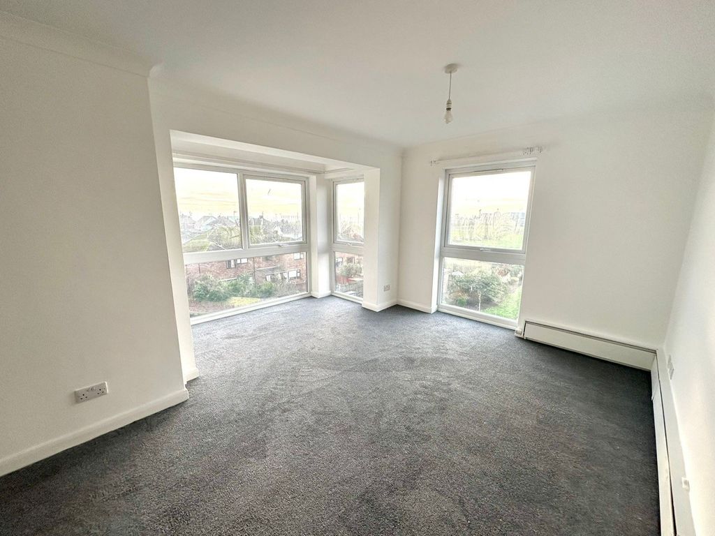 Property photo 3 of 11 Living Room 3