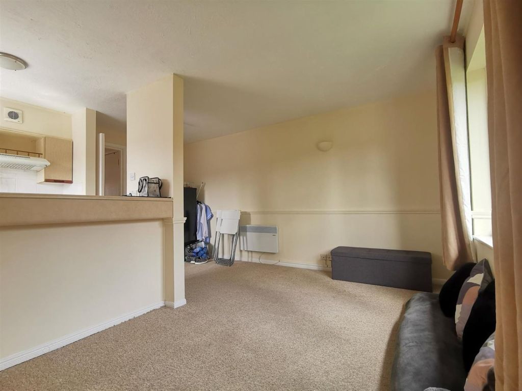 Property photo 2 of 5 5142102