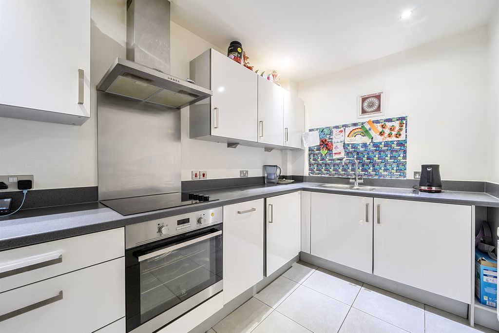 Property photo 2 of 12