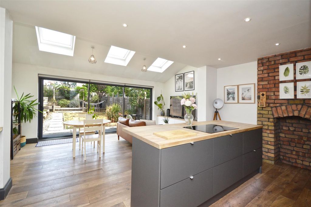 Property photo 2 of 15 Open Plan Kitchen / Diner / Family Room