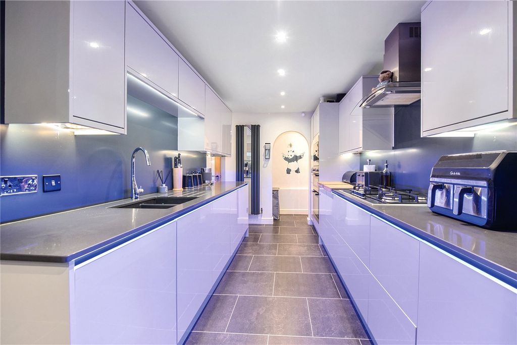 Property photo 3 of 13 Picture No. 06