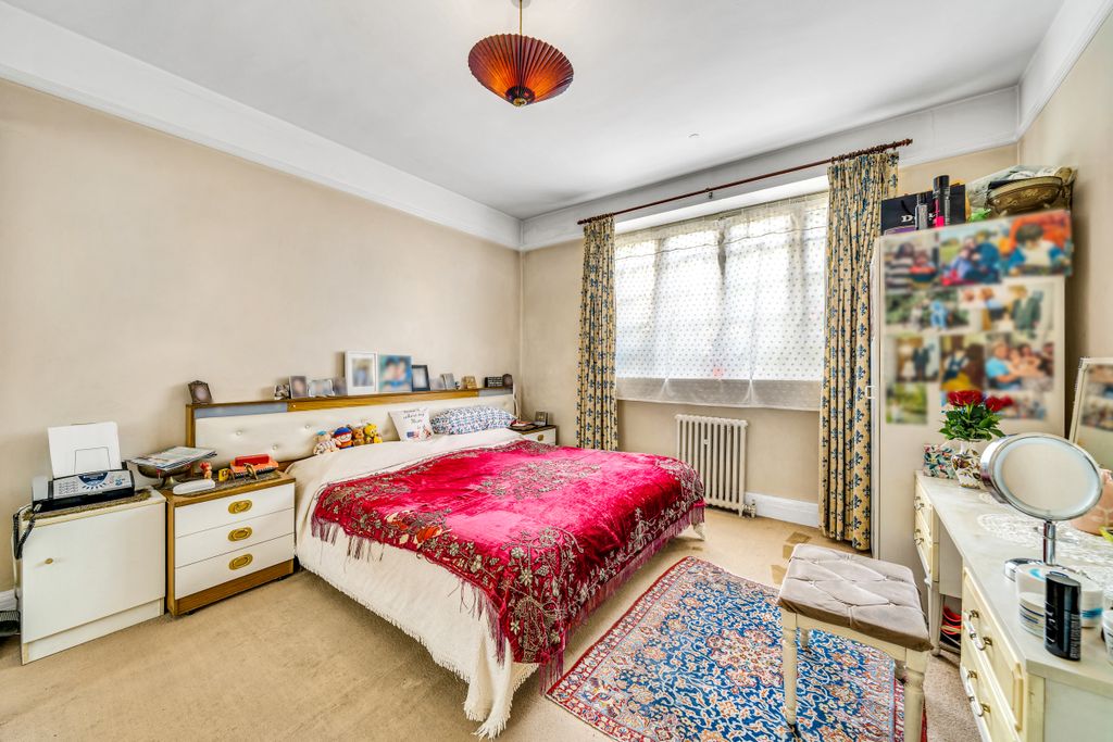 Property photo 3 of 15