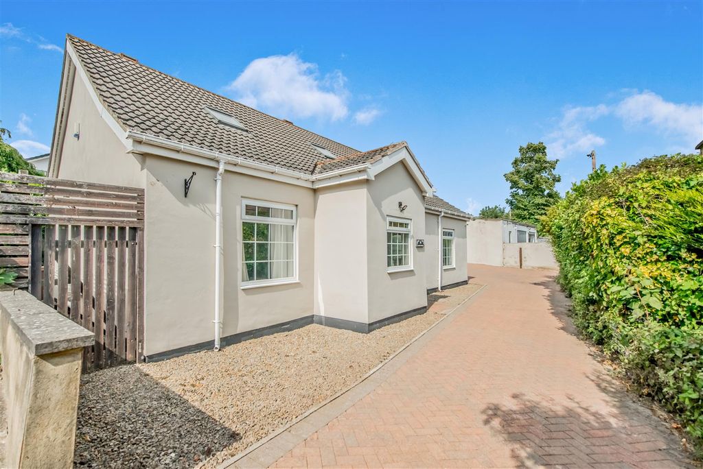 Property photo 1 of 29