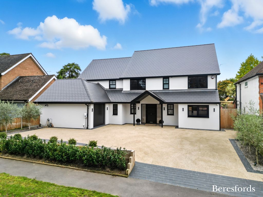 Property photo 1 of 35 Picture No. 02