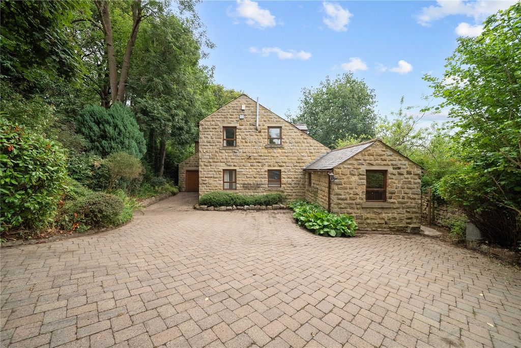 Property photo 1 of 15 Front External