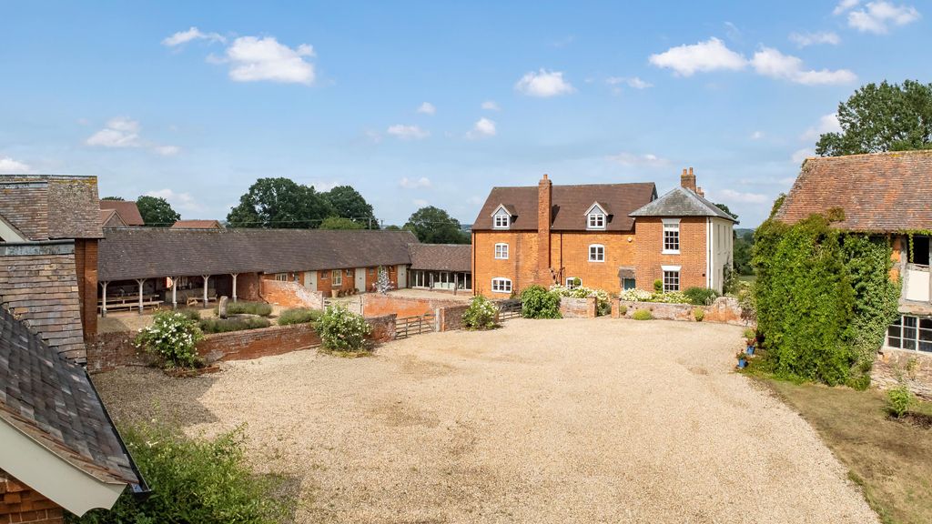 Property photo 3 of 45 Image