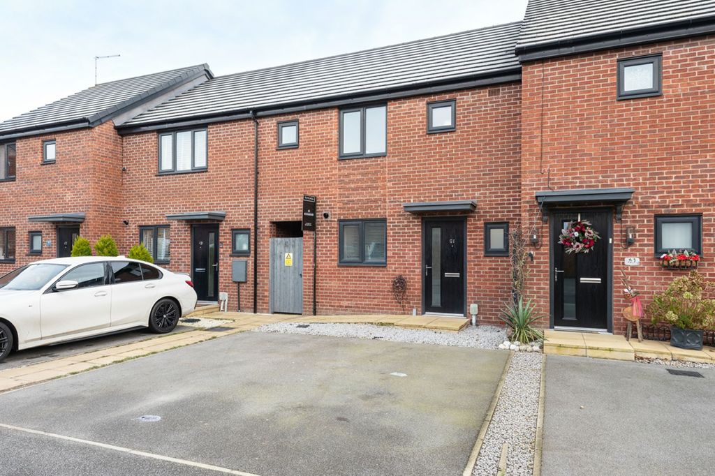 Property photo 1 of 27 Front