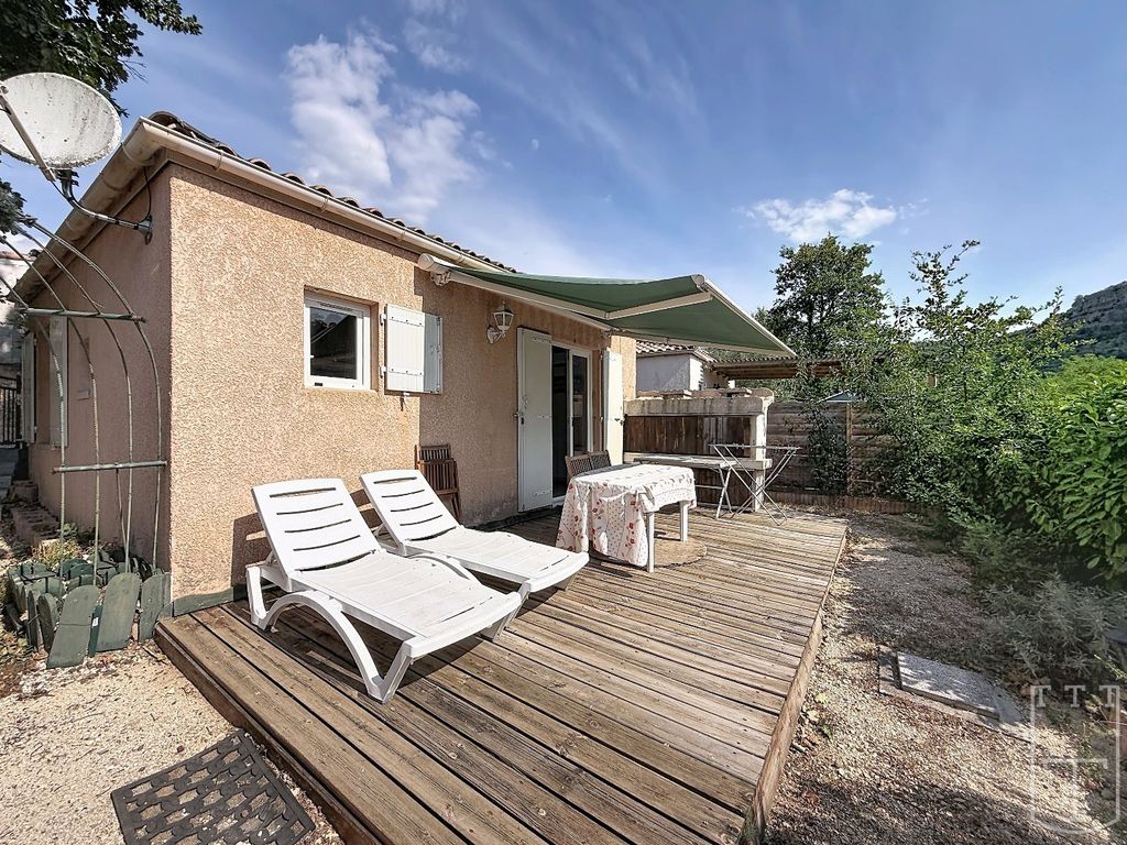 Property photo 1 of 15 Small Provençal Farmhouse