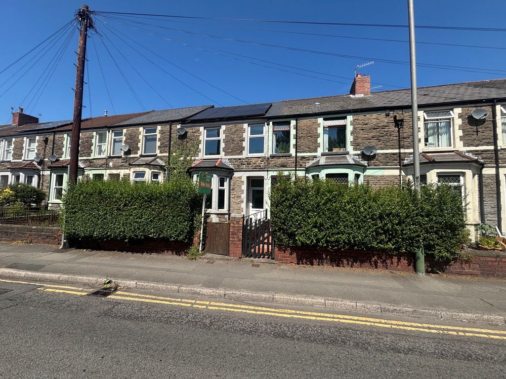Property photo 1 of 17