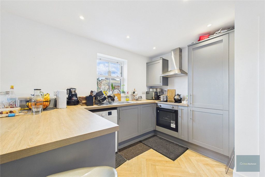 Property photo 2 of 5 Picture No. 04