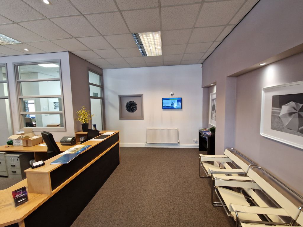 Property photo 2 of 4