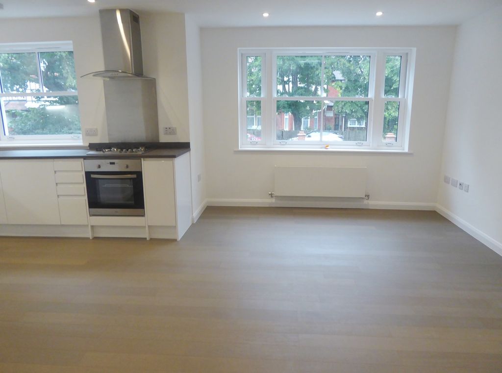 Property photo 3 of 6 Living Area