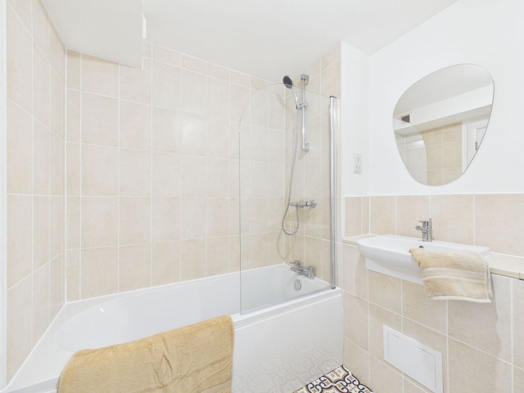 Additional image 15 of 2 bed flat for saleSaffronhall Gardens, Hamilton ML3
