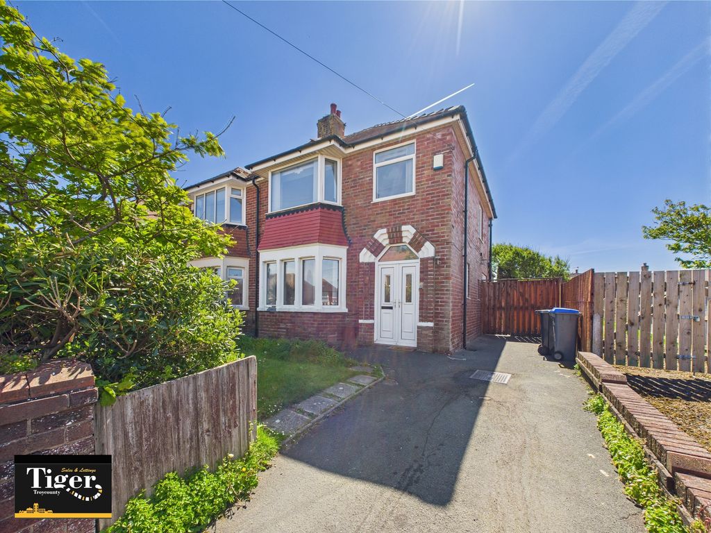 Property photo 1 of 18 Cam03440G0-Pr0319-Still016