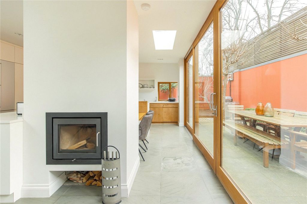 Additional image 4 of 6 bed detached house to rentBrunswick Gardens, Cambridge CB5