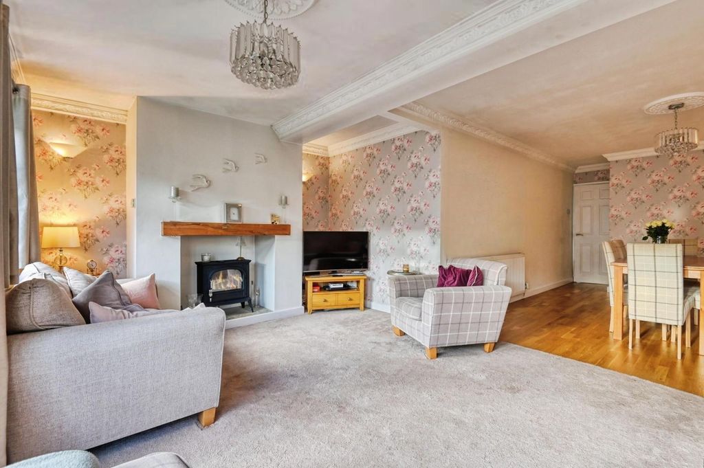 Property photo 3 of 24 User_Edited_Photo-4De19740_User-Edited-07881E5A-34