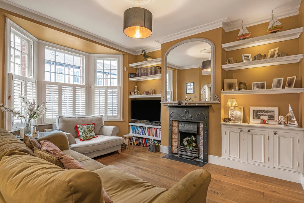 Property photo 2 of 38 Reception Room