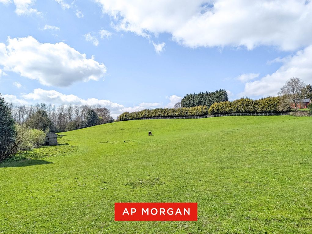 Property photo 3 of 3 Picture No. 08