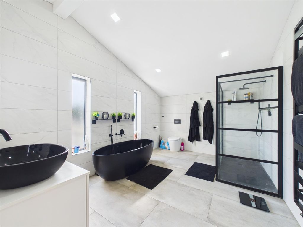 Additional image 42 of 5 bed property for saleChene Road, Peacehaven BN10