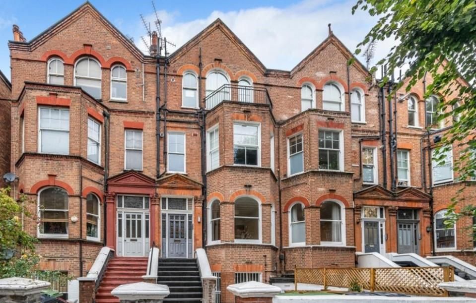 Property photo 1 of 8 External View